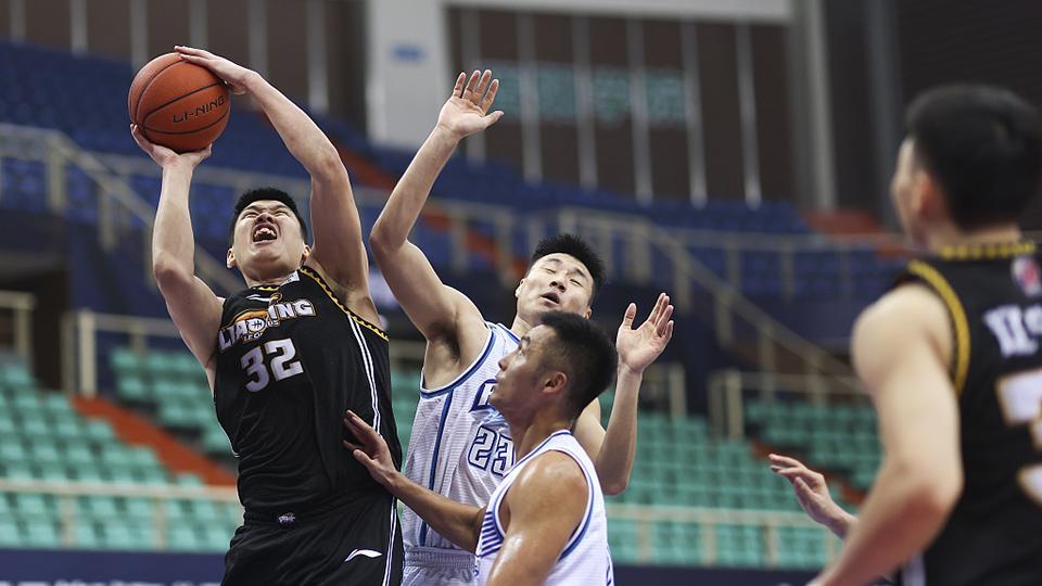 Los Liaoning Flying Leopards vapulean inclementes (9970) a los Ningbo