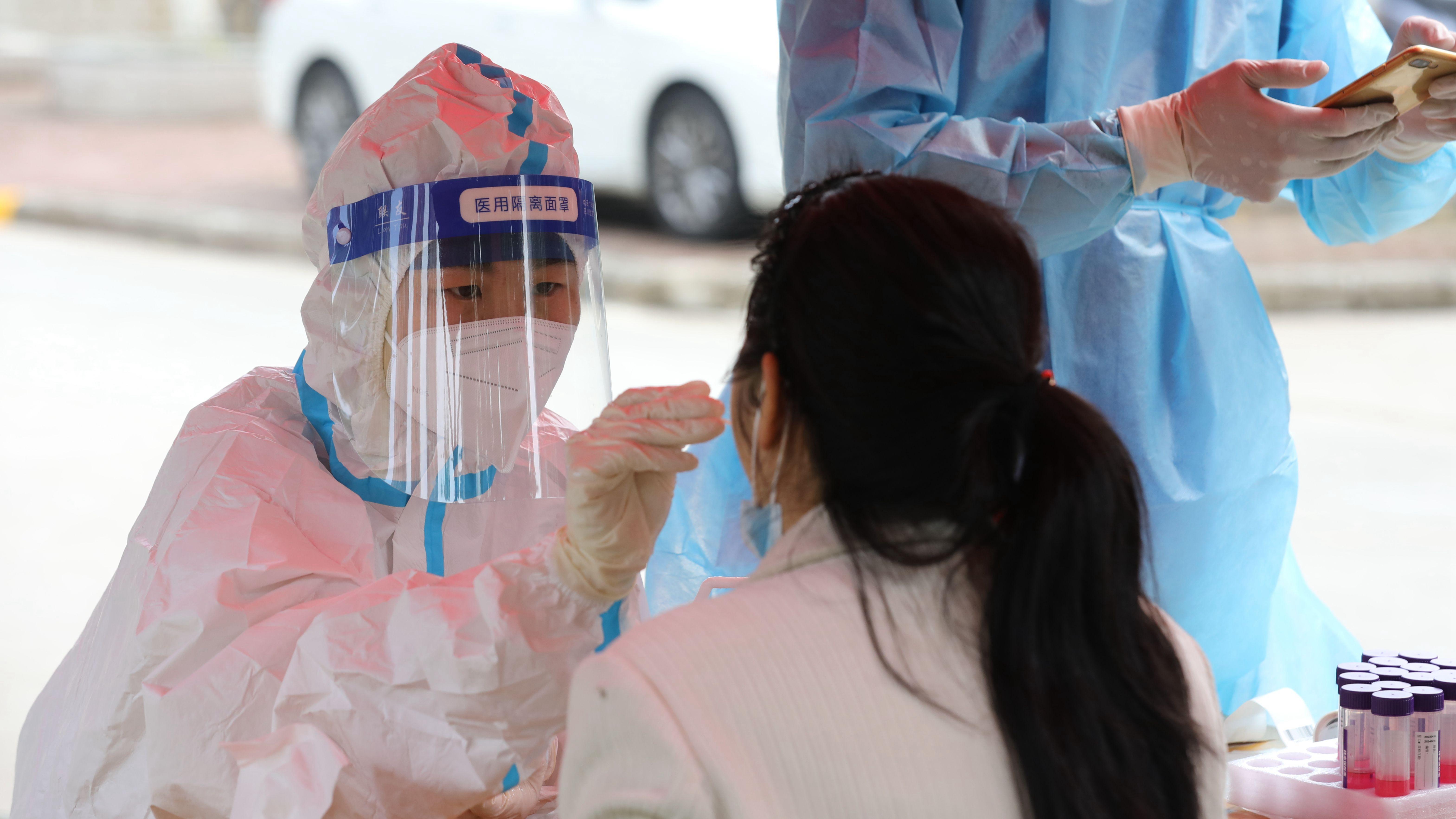 La parte continental de China registra 1.908 nuevos casos locales de